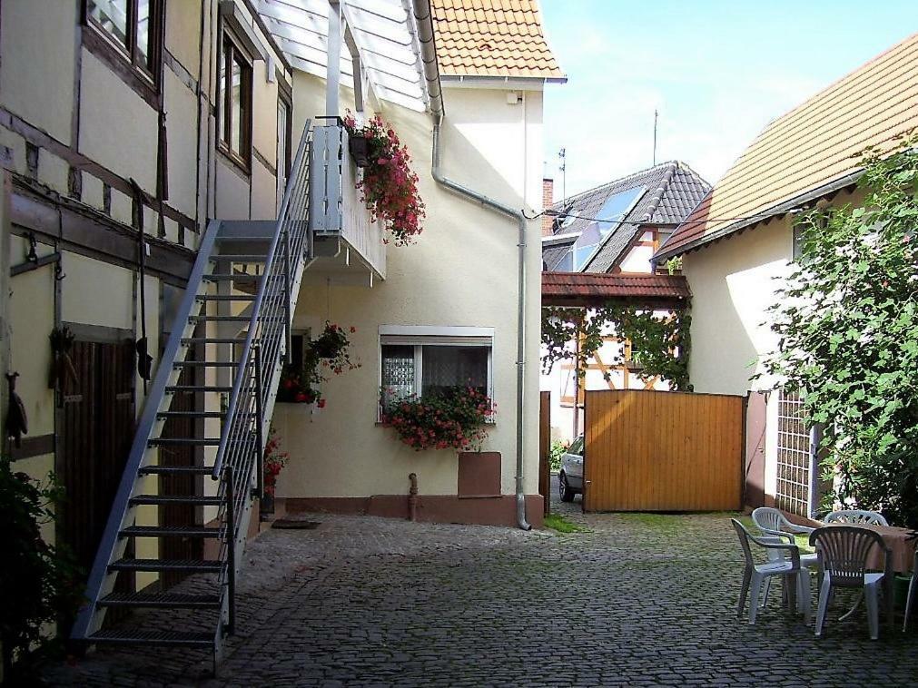 Weingut & Gaestehaus Nagel Kapellen-Drusweiler Екстер'єр фото